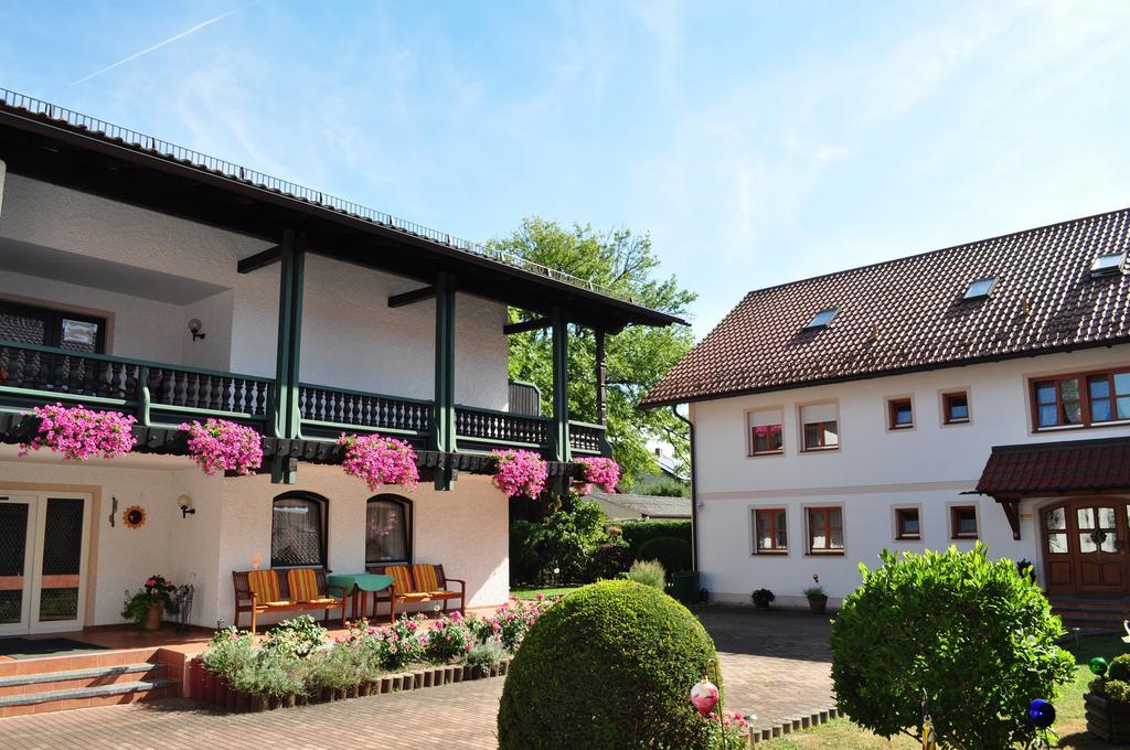 Landhaus Cornelia Бад-Бирнбах Экстерьер фото